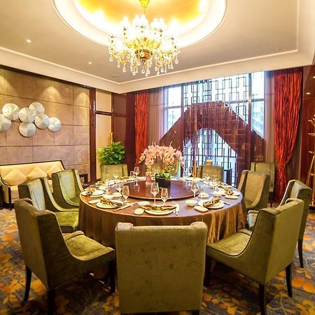 Longyatt Hotel Foshan Eksteriør billede